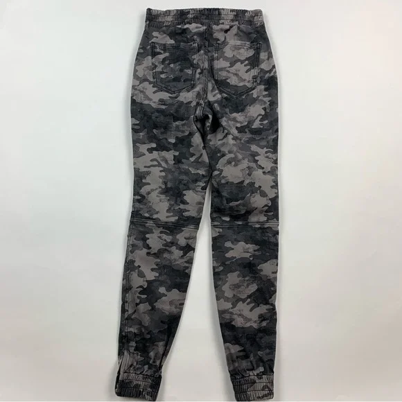 SPANX Gray Camo Jogger Pants XS - Picture 8 of 12